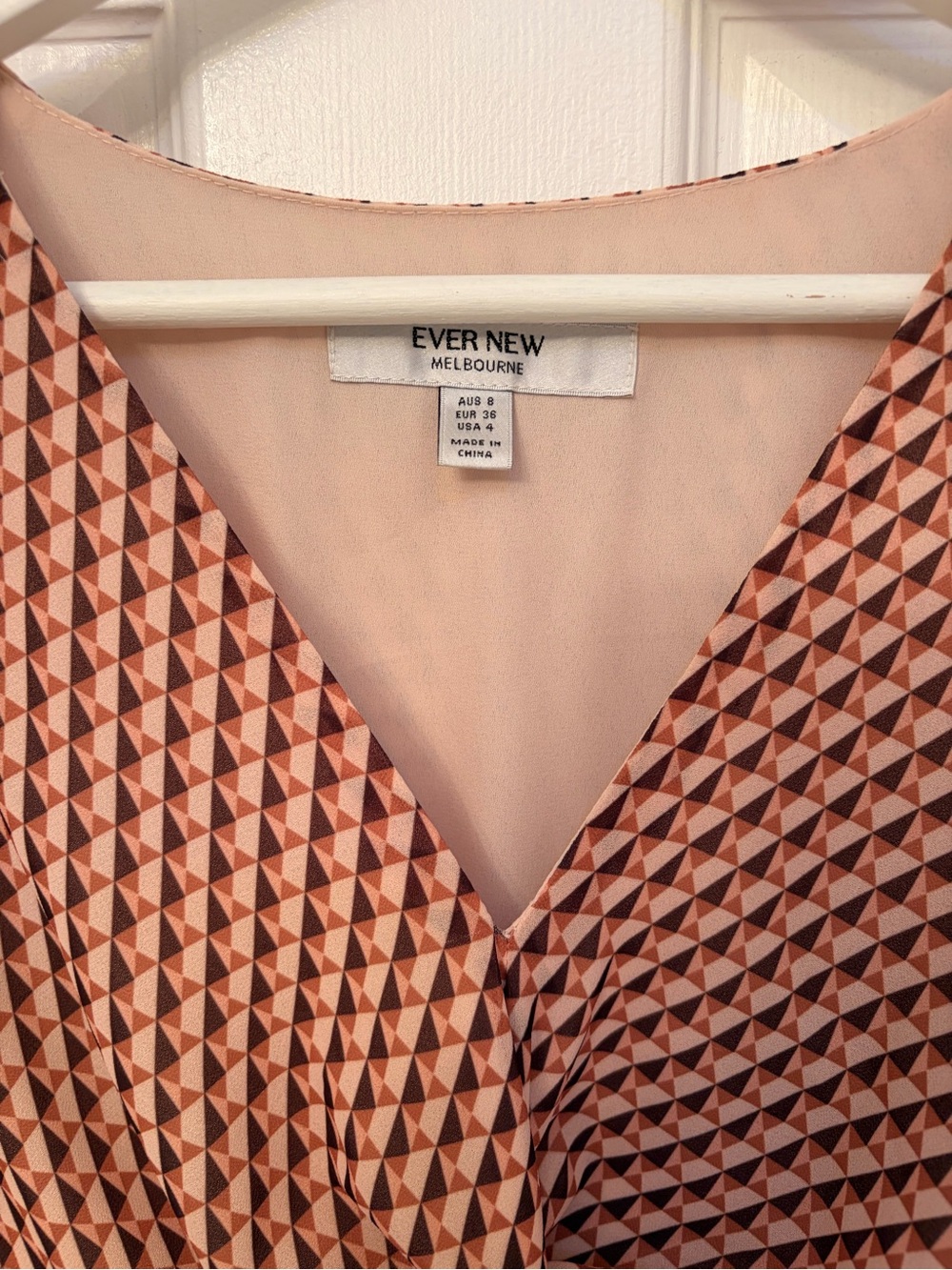 Ever New Viviana twist front pleated midi dress - Picture 6 of 7